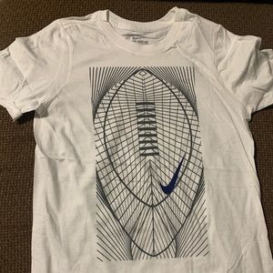 Boys Nike tee